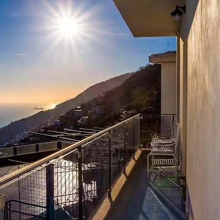 Appartement Domus Teresia - Amalfi Coast à Furore Extérieur photo