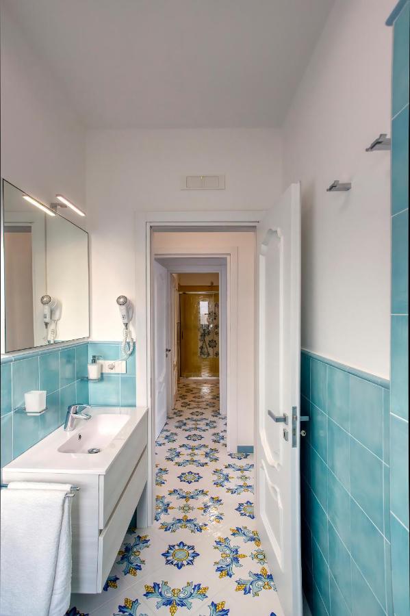 Appartement Domus Teresia - Amalfi Coast à Furore Extérieur photo